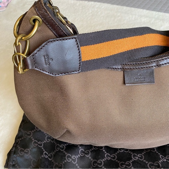 {Gucci} Crescent Shoulder Bag - Picture 4 of 9